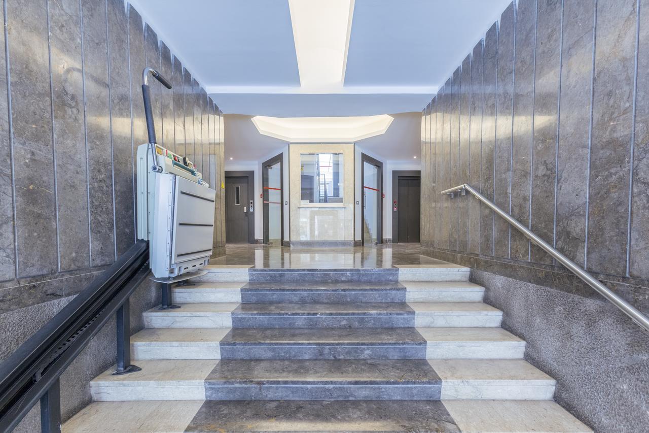 Al Qasr- Design And Luxury Apartment Палермо Екстериор снимка